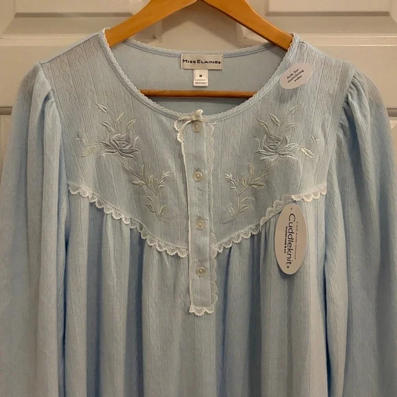 NWT Miss Elaine Women's Honeycomb Knit Embroidered Nightgown Pale Blue Medium - Picture 3 of 4